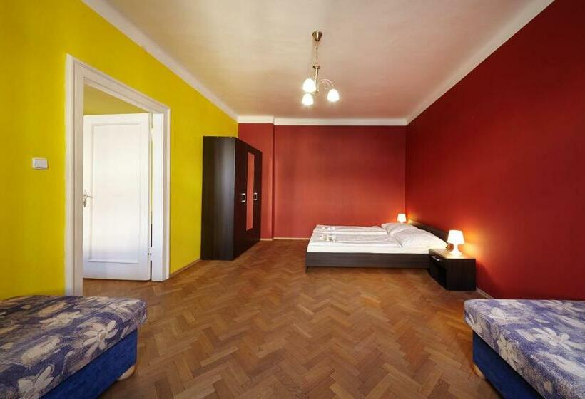 Апартаменты 1 Спальня, Hostel Foster
