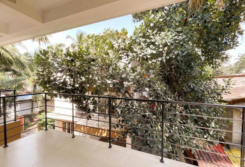 带露台两卧公寓, Rainforest Enclave, Arpora   10 Mins To Baga Beach