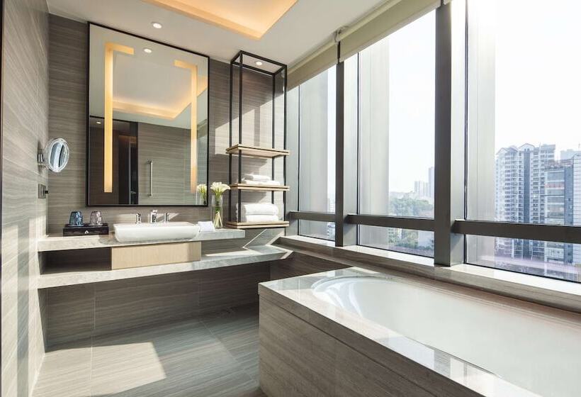 스탠다드 룸 킹사이즈 침대, Doubletree By Hilton Hotel Shenzhen Longhua