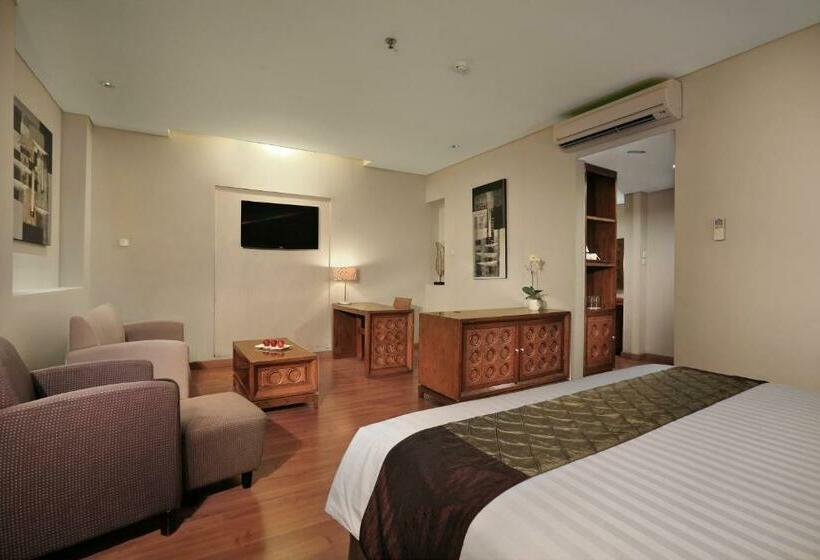سوییت جونیور, Aston Tanjung City