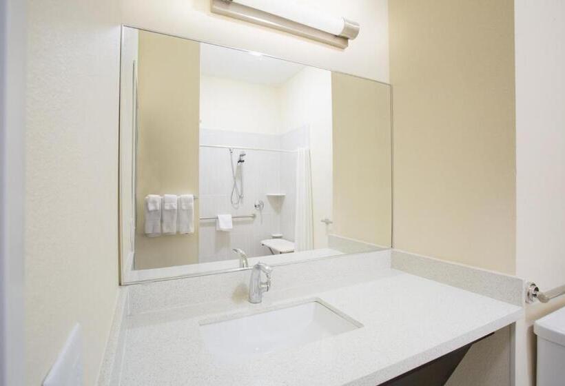 Номер Стандарт Кровать Кинг Адаптированный для Инвалидов, Candlewood Suites Longmont   Boulder Area, An Ihg
