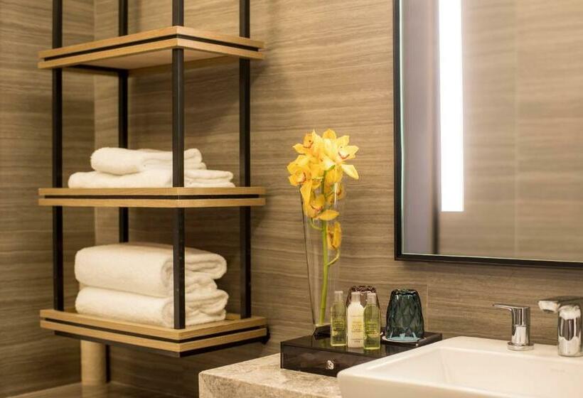 이그제큐티브 룸 킹사이즈 침대, Doubletree By Hilton Hotel Shenzhen Longhua