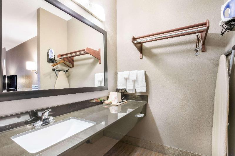 Номер Стандарт, Econo Lodge Forrest City I 40