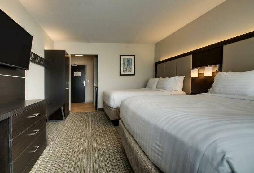 اتاق استاندارد برای معلولان, Holiday Inn Express & Suites   Mount Vernon, An Ihg