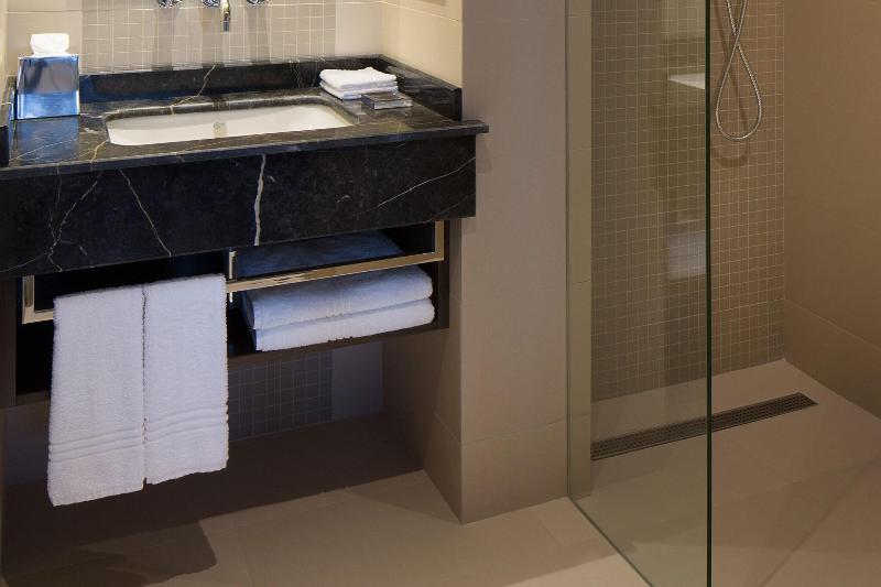 اتاق لوکس, Skopje Marriott