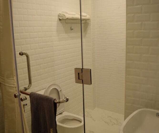 Номер Deluxe, Buakham Rim Khong
