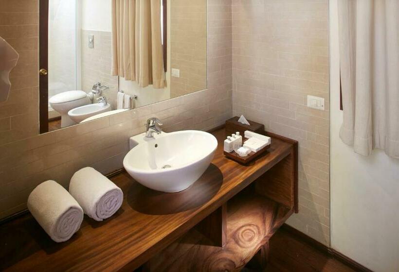 اتاق لوکس, Occidental Paradise Dambulla