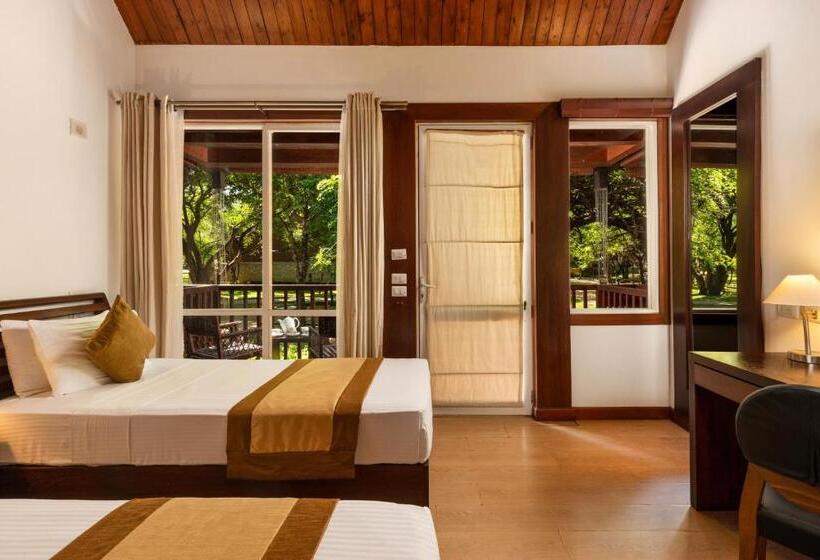 اتاق لوکس, Occidental Paradise Dambulla