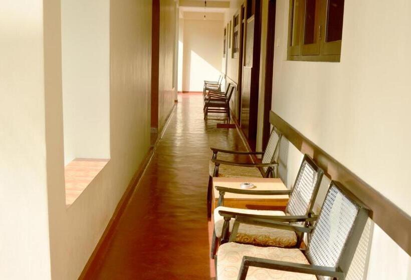 اتاق استاندارد با چشم‌انداز باغ, Sunny Lanka Guest House