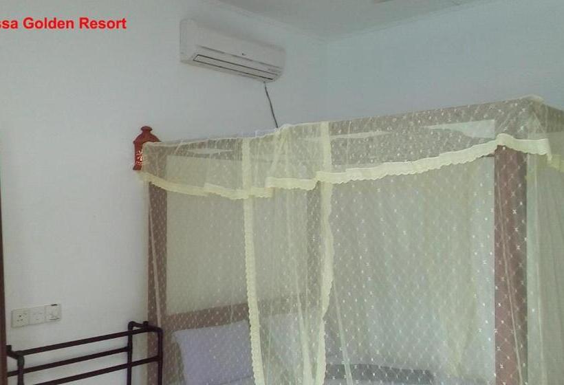 اتاق لوکس با بالکن, Mirissa Golden Resort