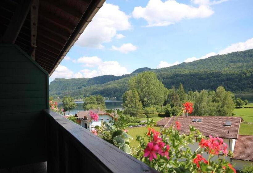 1 Bedroom Apartment Lake View, Gabriel