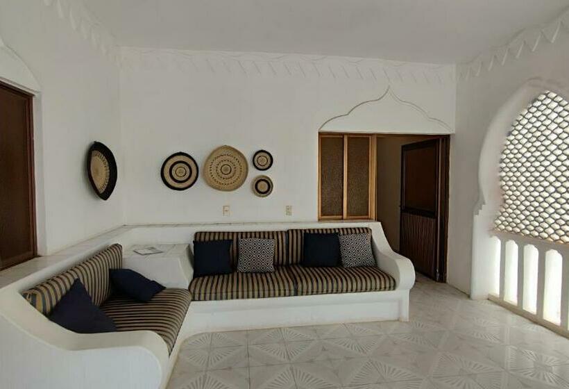 Appartement met 2 Slaapkamers, Villas Paradise