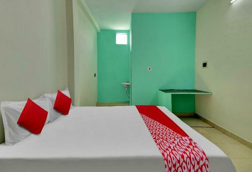 Трехместный Номер Классика, Oyo Flagship Hotel Classic Inn