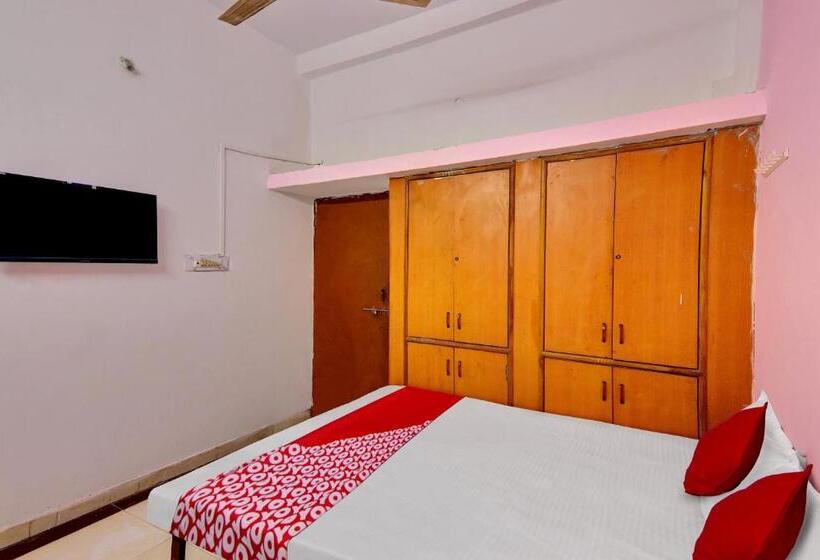 Трехместный Номер Классика, Oyo Flagship Hotel Classic Inn