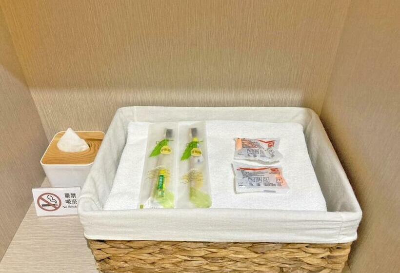اتاق استاندارد, Paper Plane Hostel