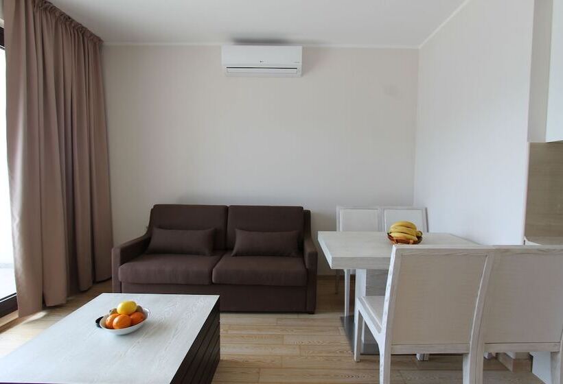 1-Bedroom Classic Apartment, Apartments Aqua