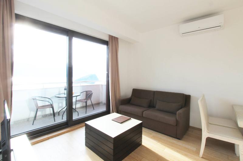 1 Bedroom Apartment Sea View with Balcony, Apartments Aqua