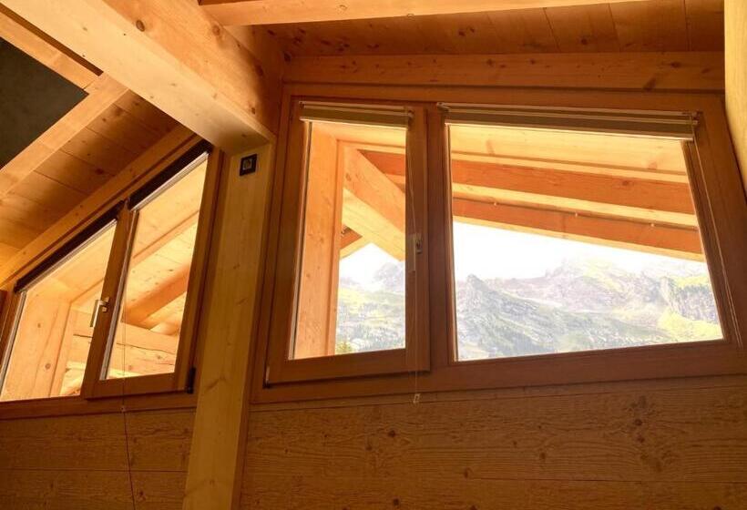 Люкс Повышенной Комфортности, Chalet Hôtel Inarpa