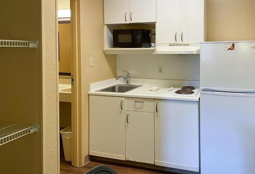 חדר סטנדרט מותאם לאדם עם מוגבלויות, Studio 6 Columbus Ga Columbus Airport