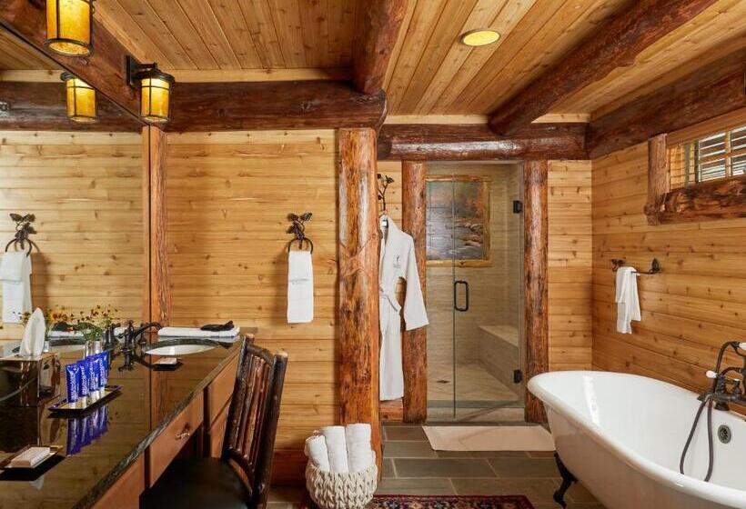 Люкс 2 Спальни, The Chatwal Lodge    In The Unbound Collection By Hyatt