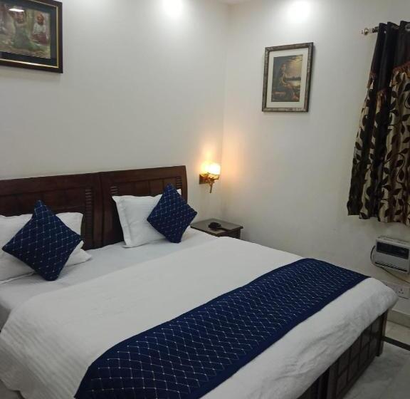 اتاق لوکس, Yana S B&b Nearby Aiims Hospital