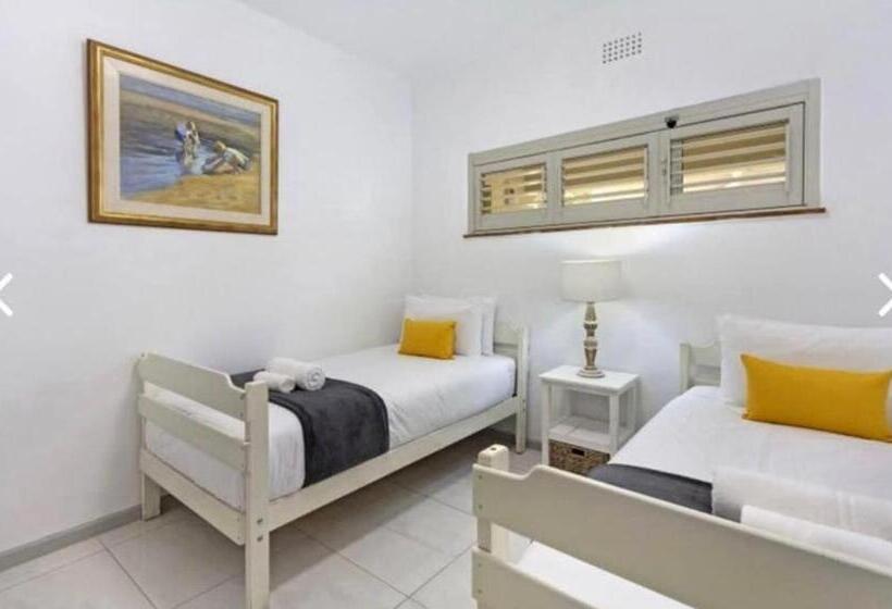 Апартаменты 1 Спальня, Beachfront Apartment