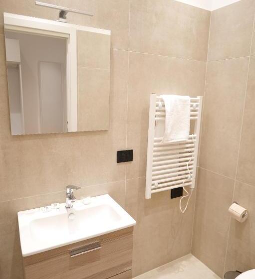 اتاق لوکس با بالکن, B&b Grace S Home Affittacamere
