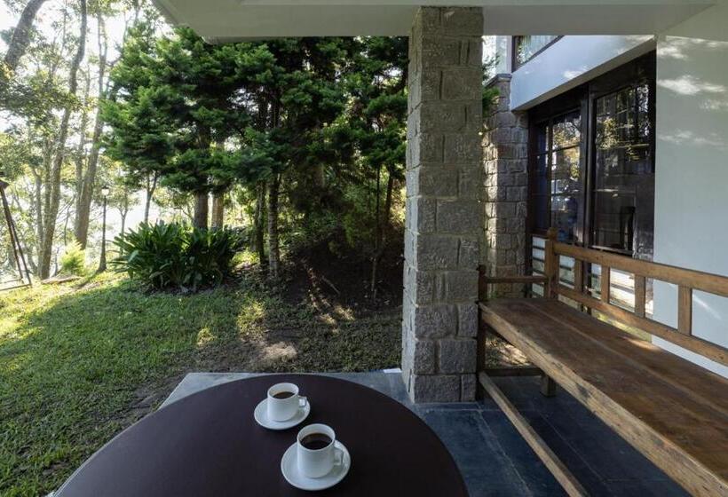Номер Deluxe, Avadale Munnar