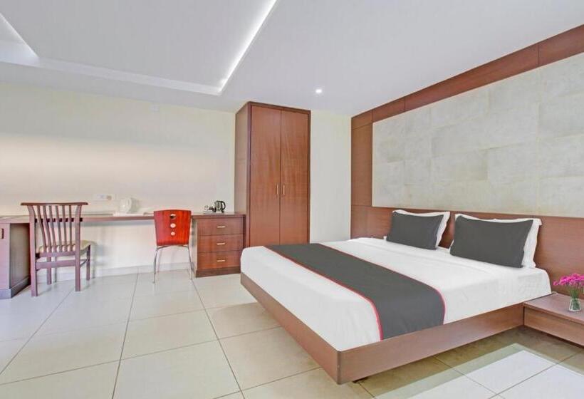 Люкс, Venkys Stay Inn