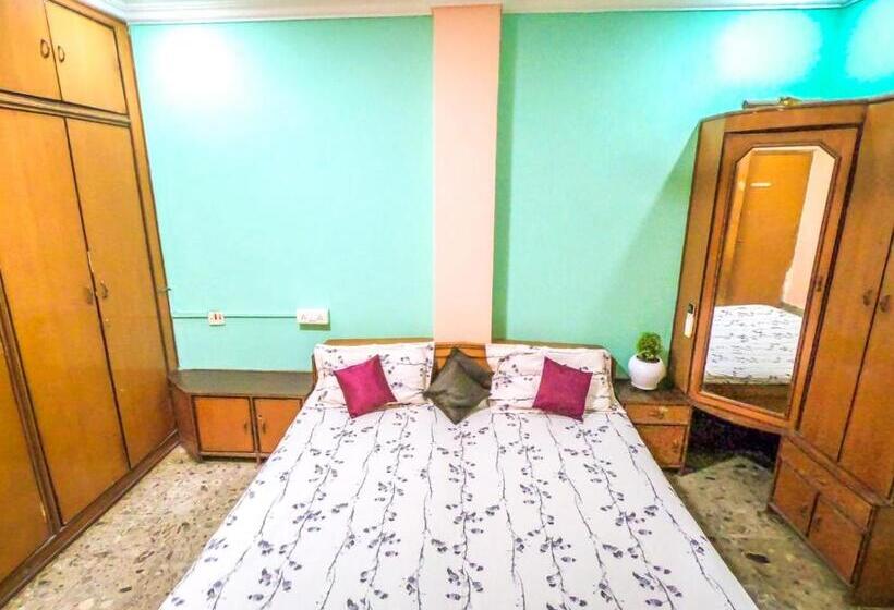 标准间, Nomadic Hostel