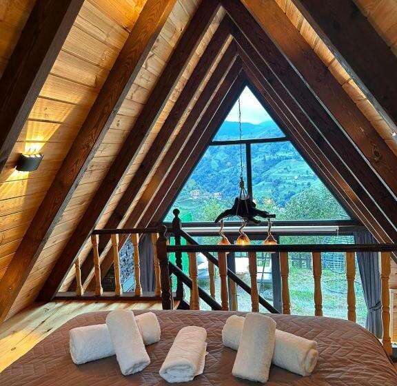 Люкс Вид на Горы, Eloi Suit Bungalov