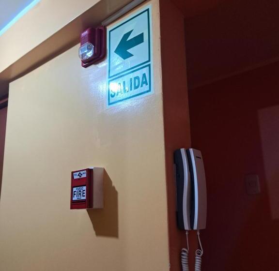 수피리어 룸, Hospedaje Leo
