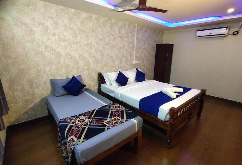 Трехместный Номер Стандарт с Балконом, Pv Cottages Serenity Beach