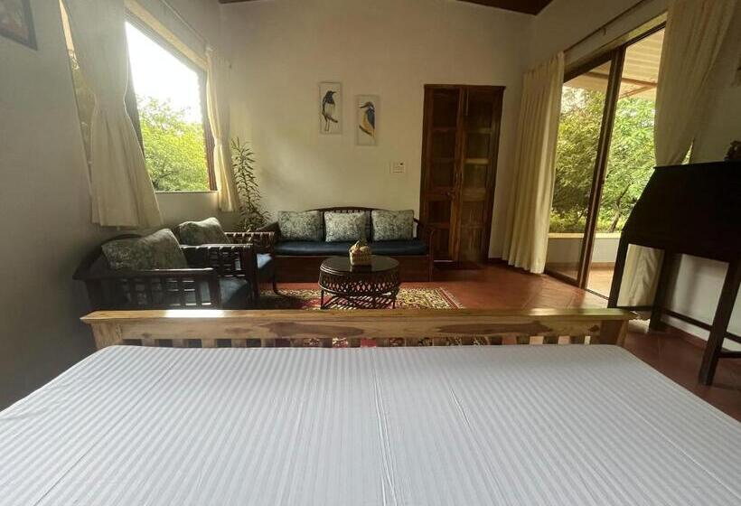 带花园景观的标准三人间, Sukriti Farms