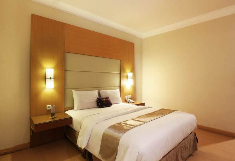 Quarto Deluxe, Coins Hotel Jakarta