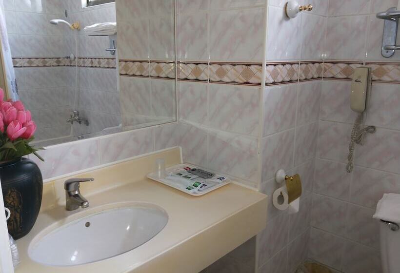 اتاق لوکس, Berkeley Business Hotel Zhongzheng