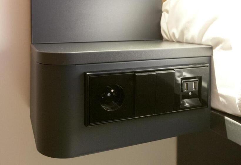 Номер Superior, Easyhotel Brussels City Centre