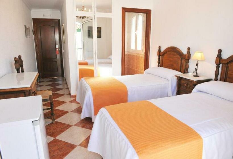 Номер Стандарт, Hostal Puerto Lepe