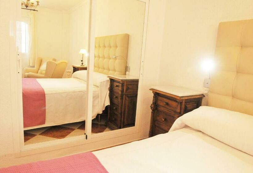 Номер Deluxe, Hostal Puerto Lepe