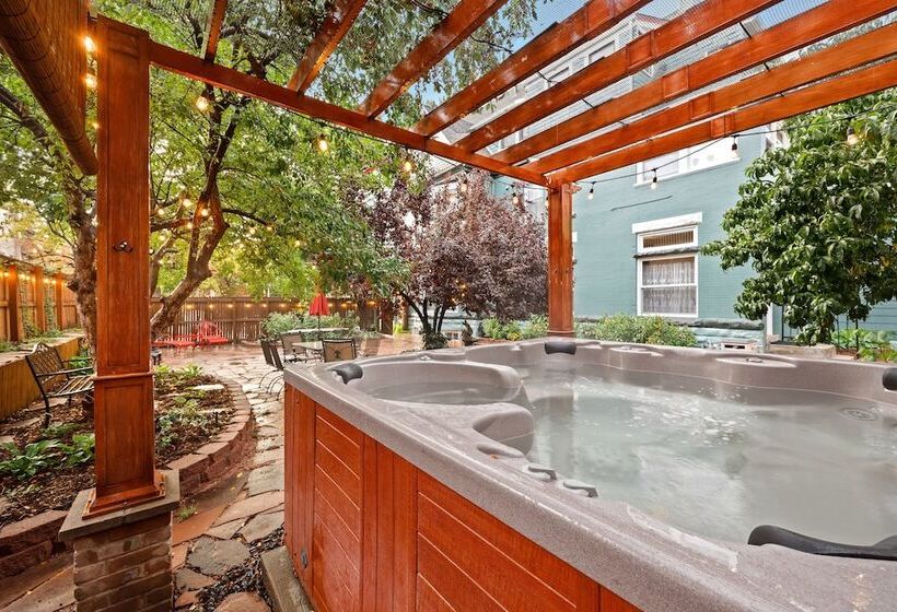 Номер Deluxe, Flora House Denver