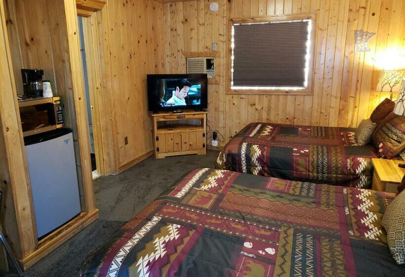 Номер Стандарт 2 Двуспальные Кровати, Willard Munger Inn