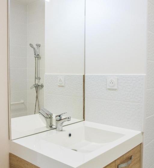 Deluxe-huone Parveke, Twenty Business Flats Béziers