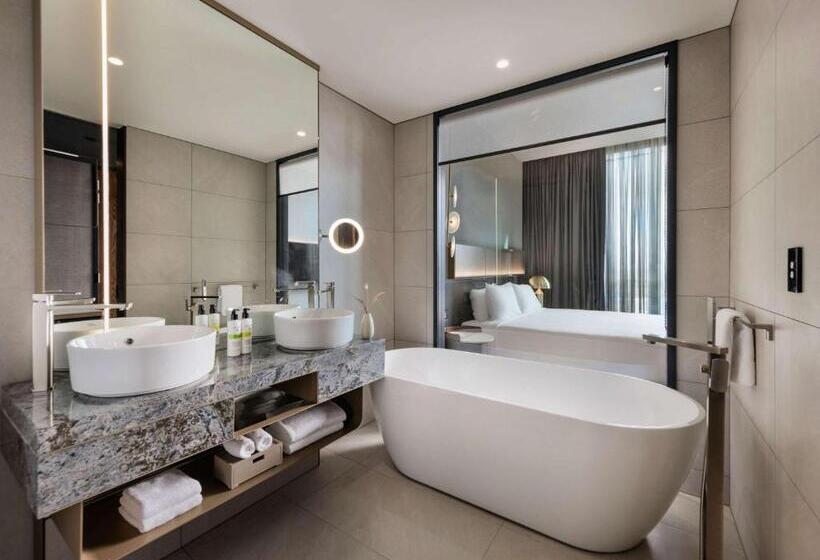 Люкс Executive Кровать Кинг, Pullman Auckland Airport