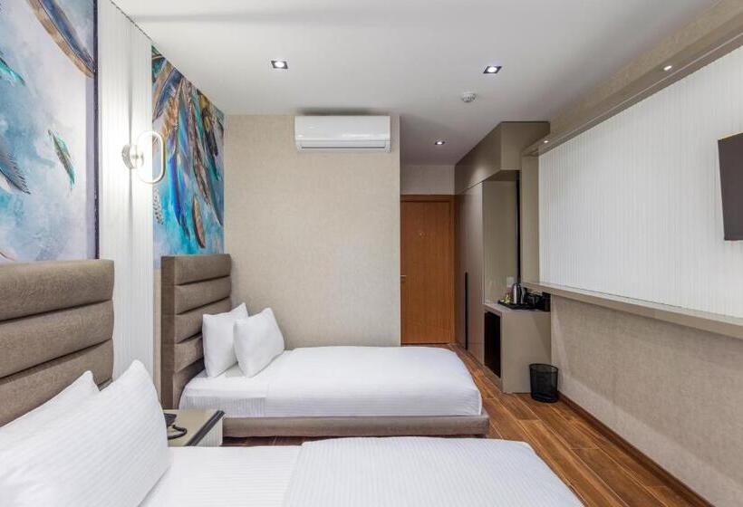 اتاق لوکس خانوادگی, Dem Premium Hotel   Round Trip Airport Service   Istanbul International Airport