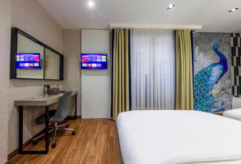 اتاق خانوادگی, Dem Premium Hotel   Round Trip Airport Service   Istanbul International Airport