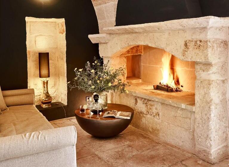 اتاق لوکس, Bambarone La Masseria