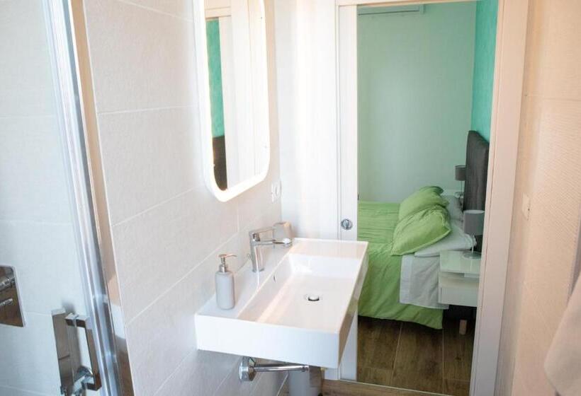 اتاق استاندارد با بالکن, B&b Pietre Preziose