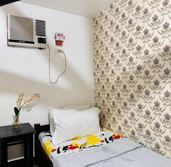اتاق استاندارد با سرویس بهداشتی مشترک, Close To The Airport, City Center, Accessible   Amancio S New Extension