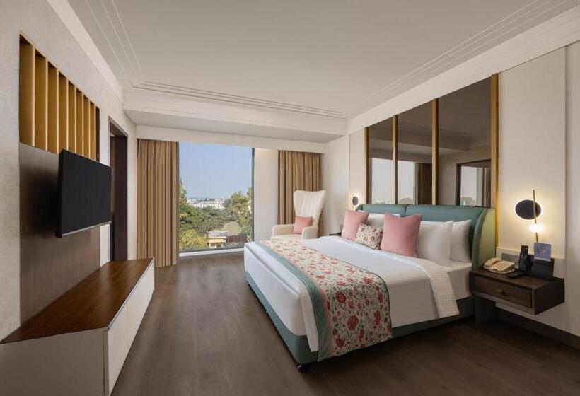 Номер Deluxe Кровать Кинг, Fortune Park Aligarh Member Itc S Hotel Group