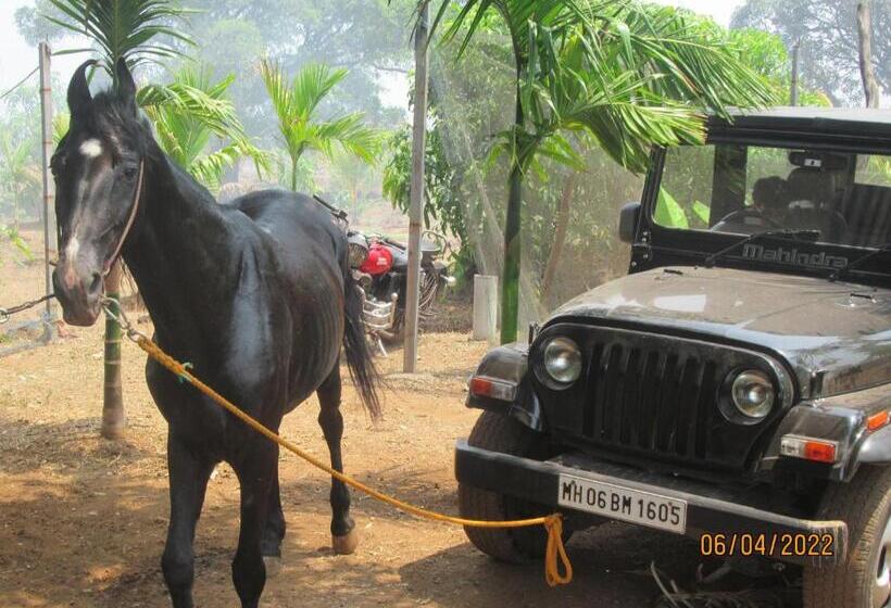 Дом 1 Спальня, Mars Jungle Adventure Stud Farm With Private Jacuzzi